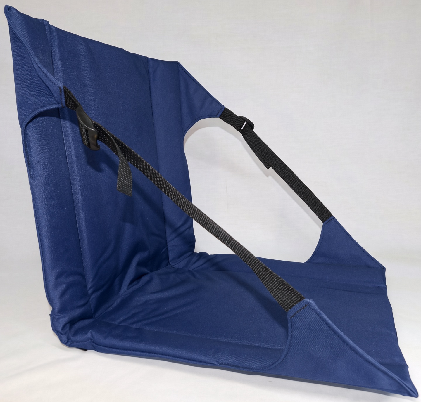 Navy Howzat Seat open, with straps